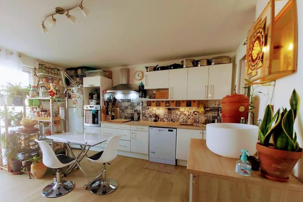 T2 Cosy A La Plage, Terrasse Vue Sur Mer Et Parking Privatif Narbonne Exterior foto